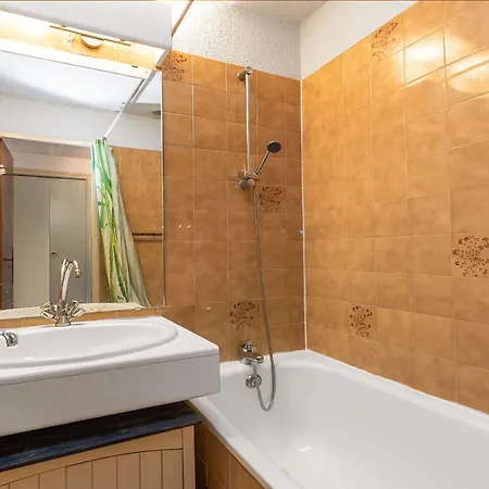 Le Centaure By Interhome شقة آجد